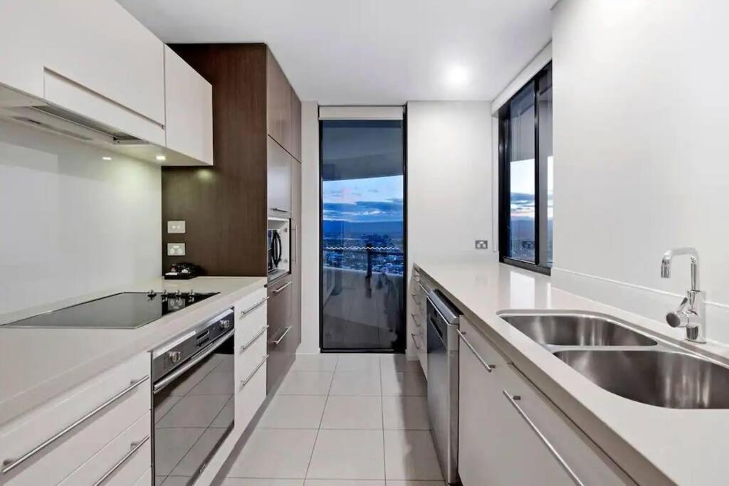 Apartment 24th Floor Luxury, The Wave Broadbeach